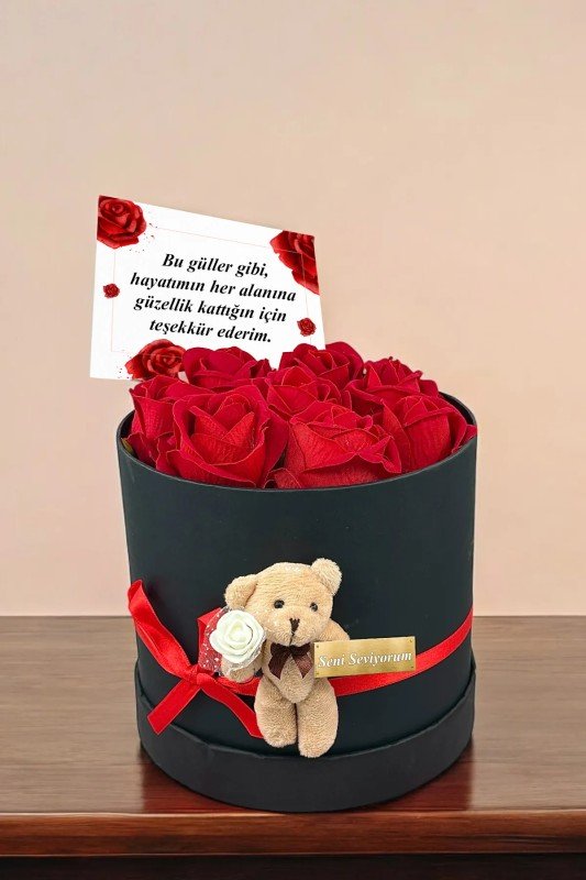 Özel Kutulu Solmayan 8 Kırmızı Gül Ve Seni Seviyorum Ayıcık Çiçek Gül Kutusu - Product Image 1